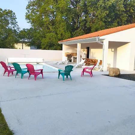 Hotel Pascal Mas Bories # Piscine # Clim # Wifi #10 Personnes